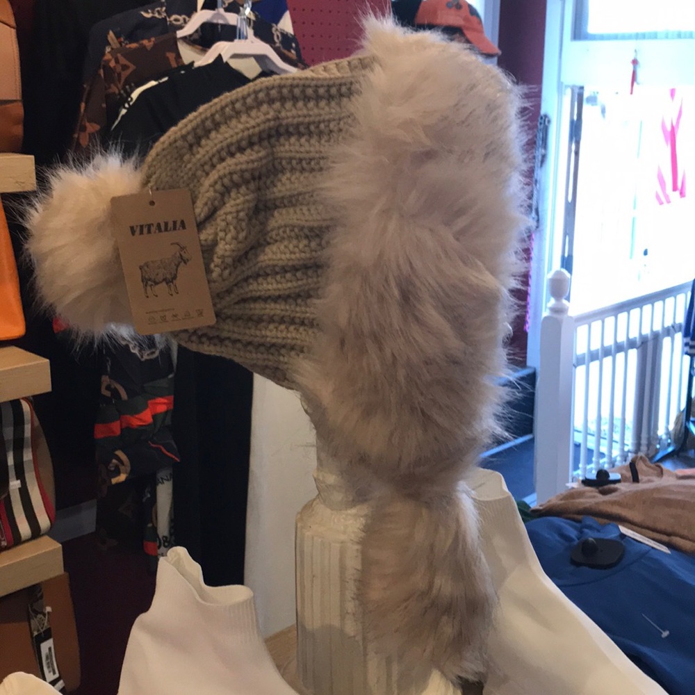 Women winter hats